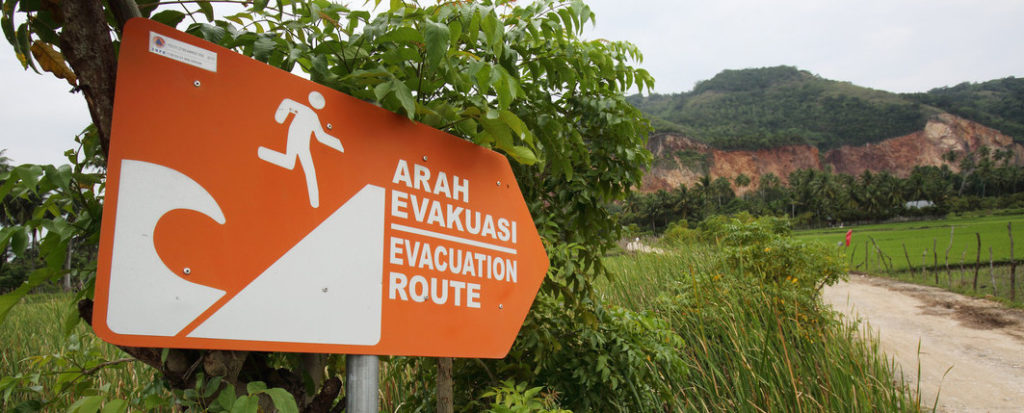 evacuation_sign-_aceh-photo-jim_holmes-oxfam.jpeg