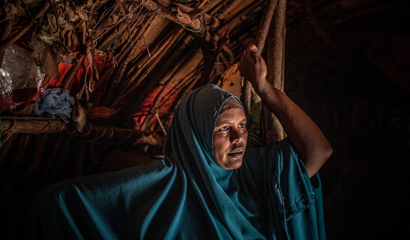 Hoden Abdi Iwal, 36, married mother of 10 children, lives in Gilo (about 1.5 hours southeast from Jijiga). Credit: Pablo Tosco / Oxfam.